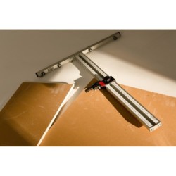 Plaster cutter with bearings