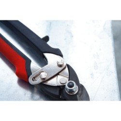 Shape and straight cutting snips, small and manoeuvrable D15A