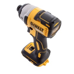 Löökkruvikeeraja DeWalt DCF887N (kere)