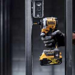 Löökkruvikeeraja DeWalt DCF850N (kere)