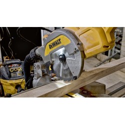 Miter Saw DeWalt DWS777-QS