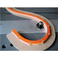 LANKSTUS MARŠRUTIZAVIMO ŠABLONAS MARŠRUTIZAVIMUI 18X18mm L-1000mm